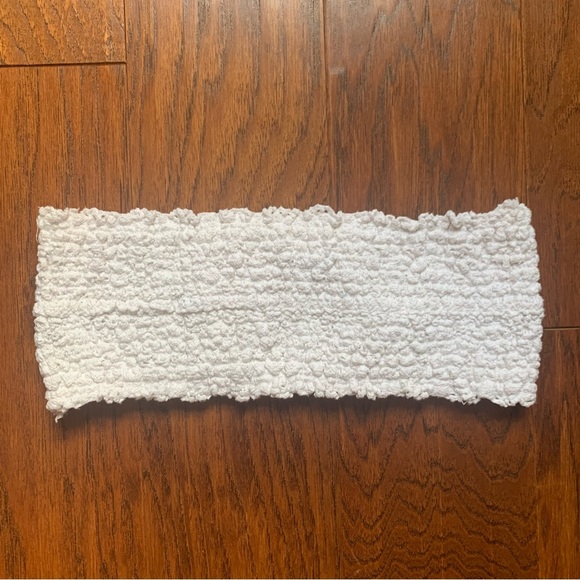 Surf Gypsy Crochet Smocked Bandeau - Size M - Picture 4 of 9